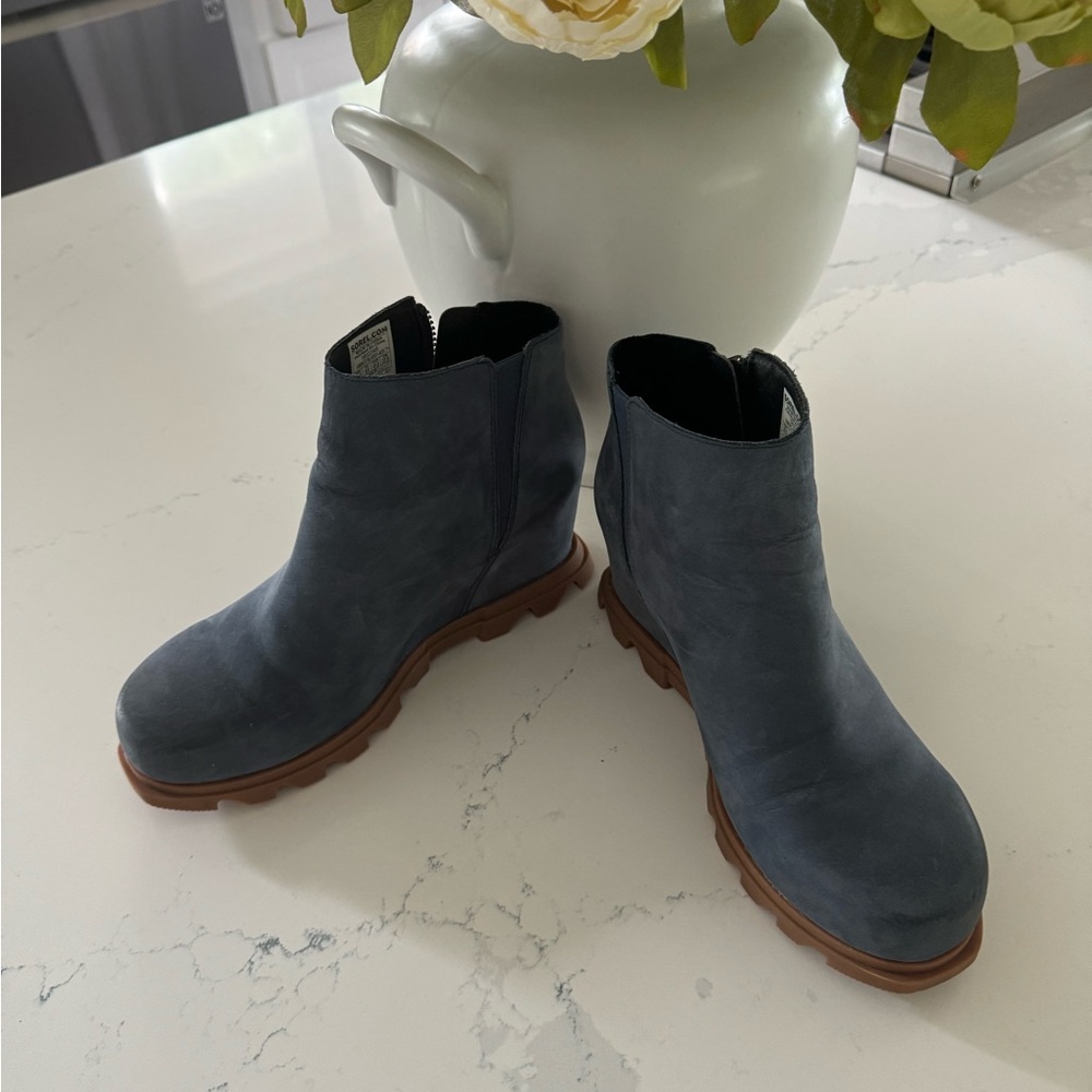 Sorel Blue boots 3inch wedge